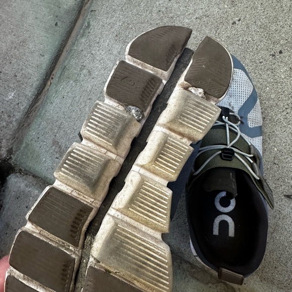 On Running Cloud Nexus 7 - Picture 5 of 5